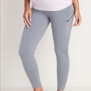 Old Navy Active Maternity Compression Moto Legging